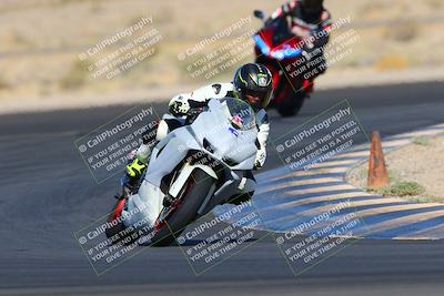 media/Jun-06-2021-TrackXperience (Sun) [[3a8160f73f]]/Level 2/Turn 11 (820am)/